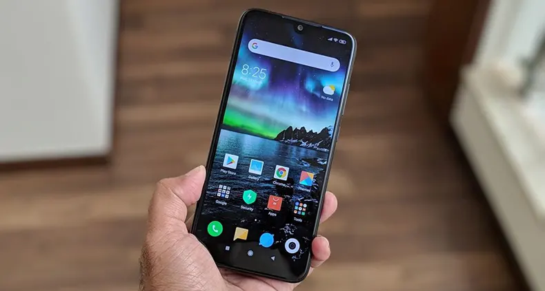 Xiaomi Redmi Note 7 Pro na mão